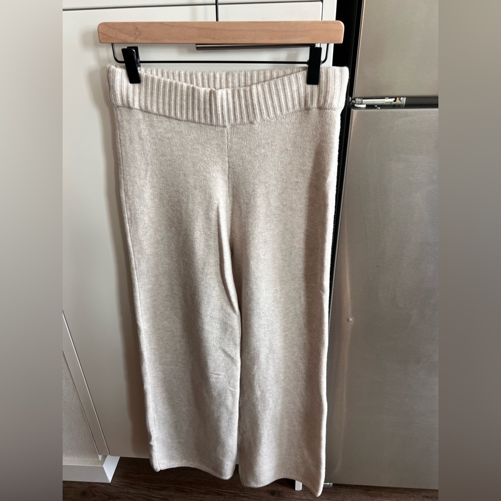 Gilly Hicks Cream Knit Lounge Pants